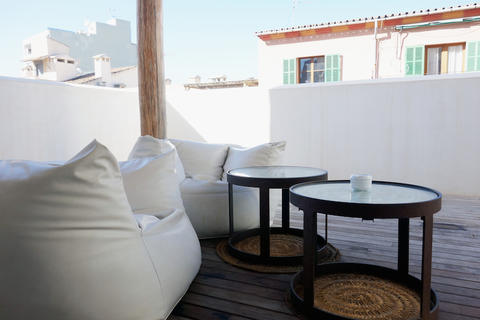 Blogger follow your trolley.jpg